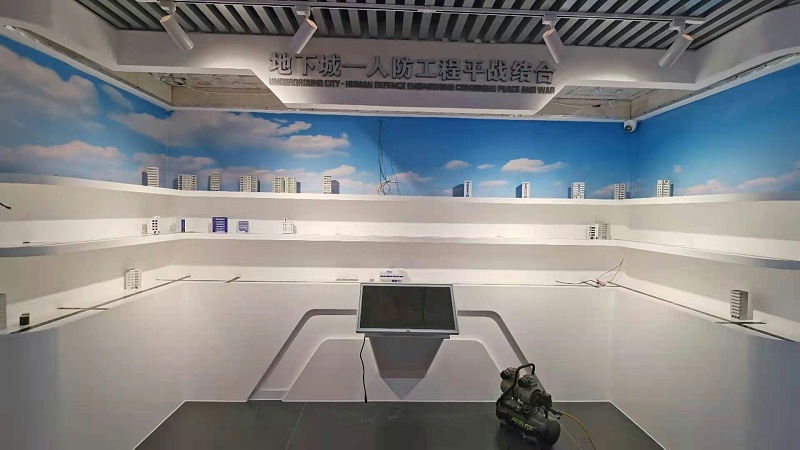 云南陸良黨群服務中心引入滑軌屏、拼接屏、一體機打造信息平臺